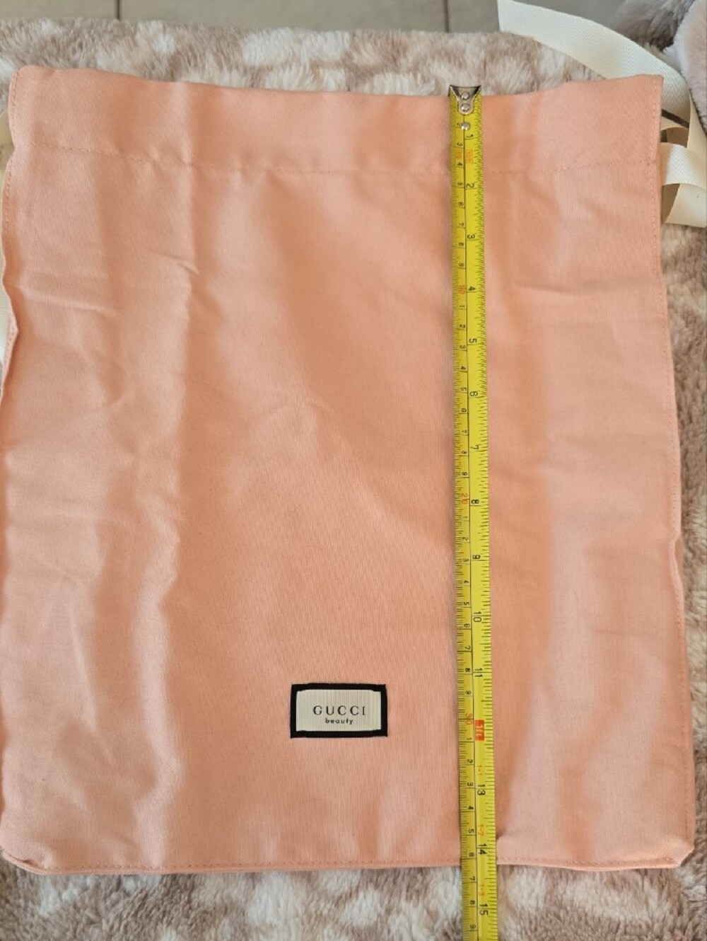 Gucci Peach Drawstring Pouch Duo - Picture 4 of 8